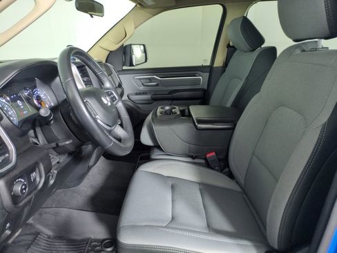 Used 2020 RAM 1500 Big Horn AWD/4WD image 9