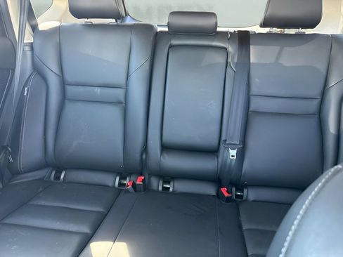 Used 2024 Nissan Rogue SL AWD/4WD image 8