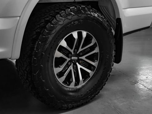 Used 2018 Ford F150 Lariat AWD/4WD image 55
