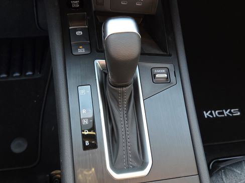 New 2026 Nissan Kicks SV FWD image 27