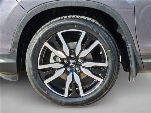 Used 2021 Honda Pilot Touring image 25