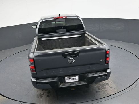 Used 2024 Nissan Frontier SV w/ Technology Package image 27
