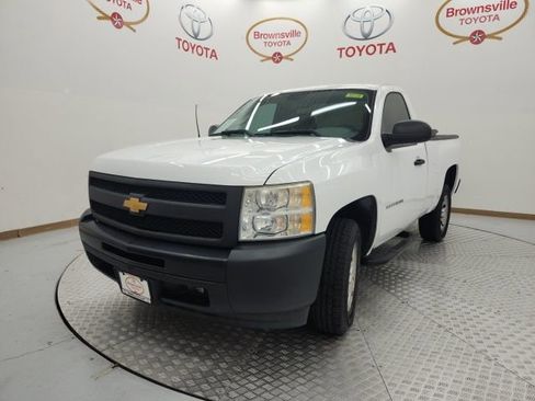 Used 2013 Chevrolet Silverado 1500 W/T image 2