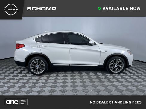 Used 2016 BMW X4 xDrive28i AWD/4WD image 1