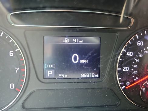 Used 2019 Kia Sorento FWD image 21