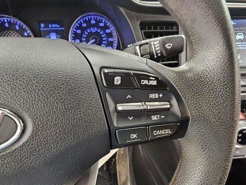 Used 2019 Hyundai Elantra SEL w/ Cargo Package FWD image 12