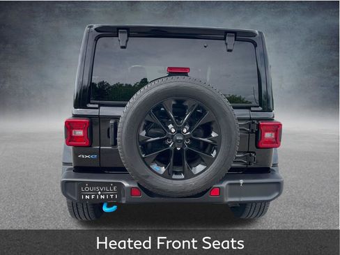 Used 2023 Jeep Wrangler Unlimited Sahara w/ Cold Weather Group AWD/4WD image 7