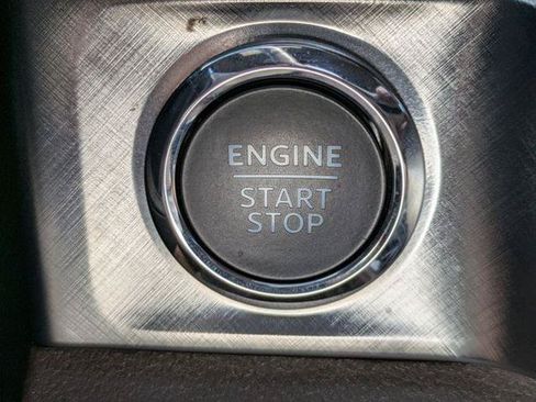 Certified 2024 Ford F250 King Ranch AWD/4WD image 28