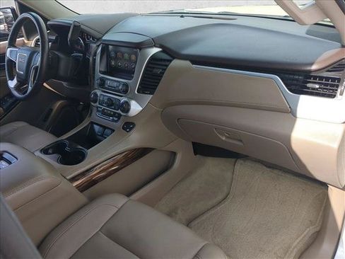Used 2015 GMC Yukon XL SLT w/ Open Road Package RWD image 26