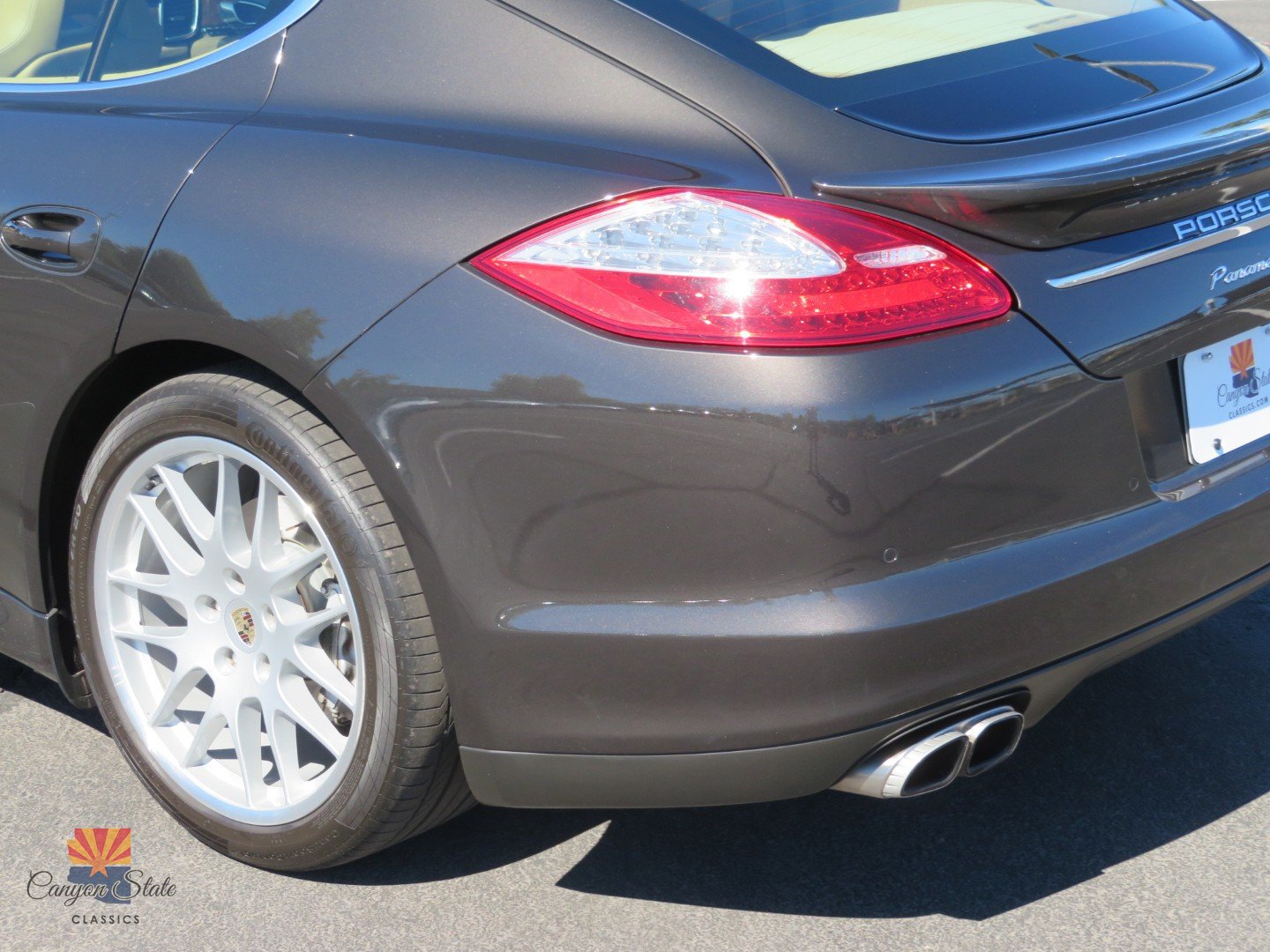 Used 2010 Porsche Panamera S RWD image 13