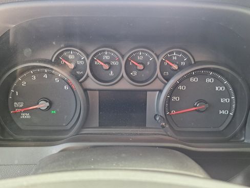 Used 2024 Chevrolet Silverado 1500 Custom image 9