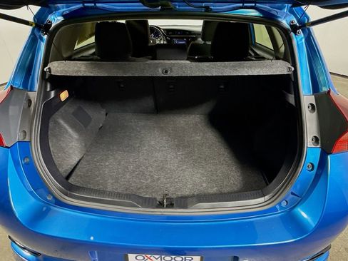 Used 2017 Toyota Corolla iM image 6