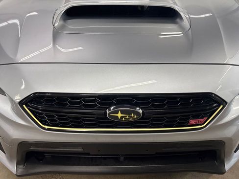 Used 2019 Subaru WRX STI AWD/4WD image 20