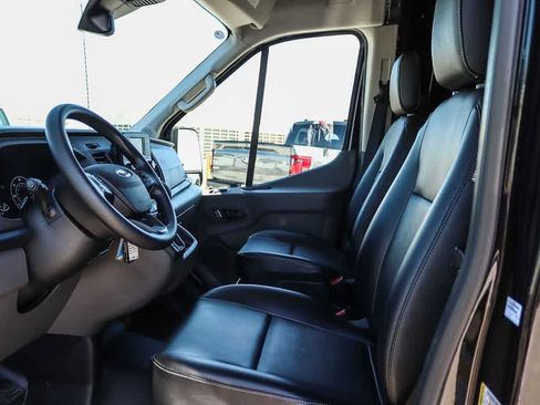 Certified 2025 Ford Transit 250 148 Medium Roof RWD image 17