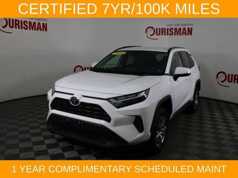 Used 2025 Toyota RAV4 XLE AWD/4WD image 1