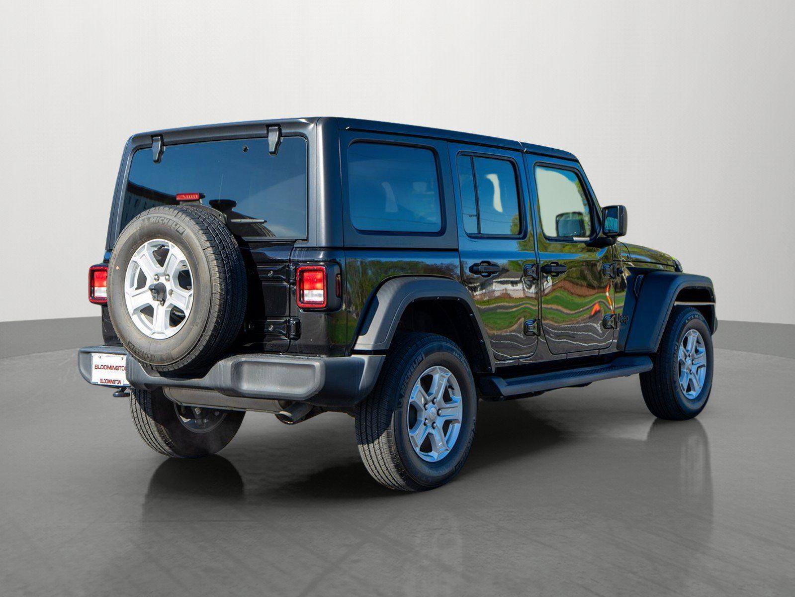 Used 2022 Jeep Wrangler Unlimited Sport AWD/4WD image 6