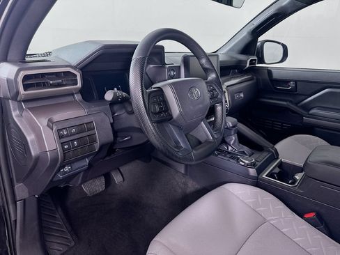 Certified 2026 Toyota Tacoma SR5 AWD/4WD image 9