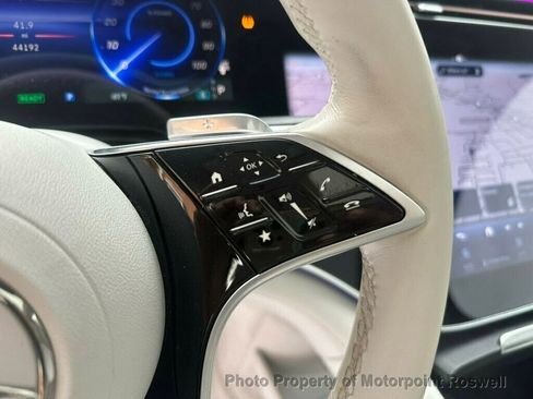 Used 2023 Mercedes-Benz EQS 580 4MATIC SUV image 18