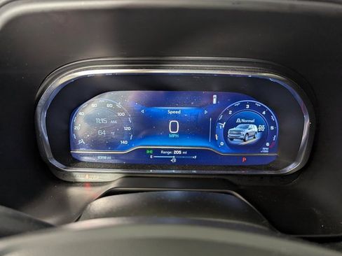 Used 2023 Chevrolet Suburban RST w/ Luxury Package image 12