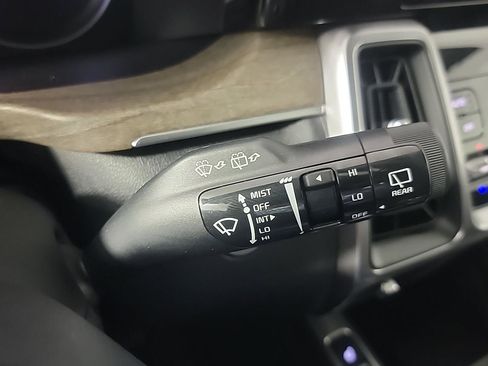 Used 2023 Kia Sorento X-Line EX image 29
