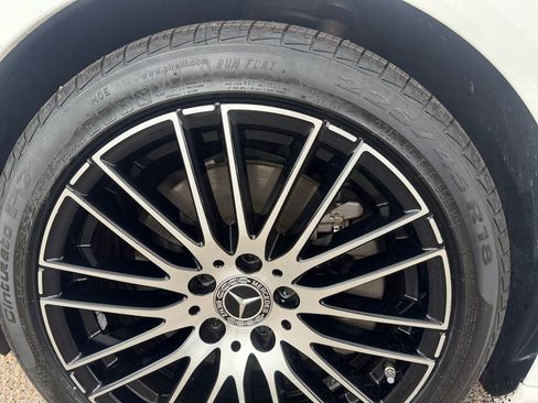 Used 2022 Mercedes-Benz C 300 Sedan image 14