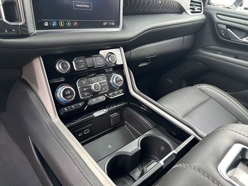 Used 2021 GMC Yukon Denali image 35