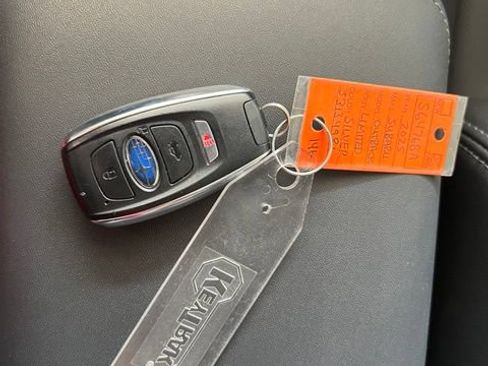 Used 2025 Subaru Outback Limited AWD/4WD image 32