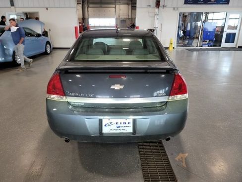 Used 2010 Chevrolet Impala LTZ FWD image 6
