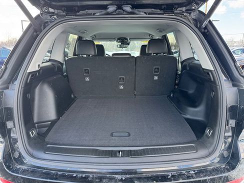 Used 2023 Jeep Grand Cherokee Limited w/ Trailer Tow Prep Group (B) image 27