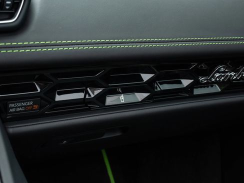 Used 2020 Lamborghini Huracan EVO AWD/4WD image 33