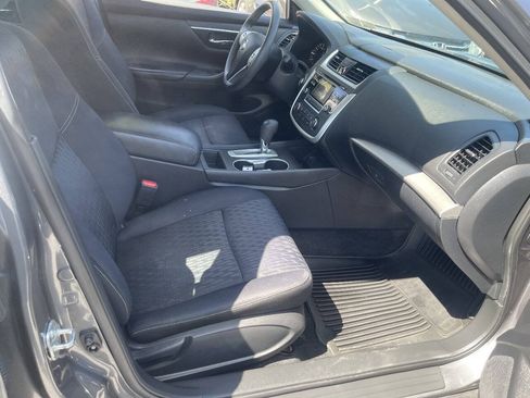 Used 2017 Nissan Altima 2.5 S w/ Power Driver Seat Package FWD image 19