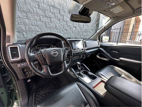 Used 2022 Nissan Frontier SV w/ SV Premium Package AWD/4WD image 2