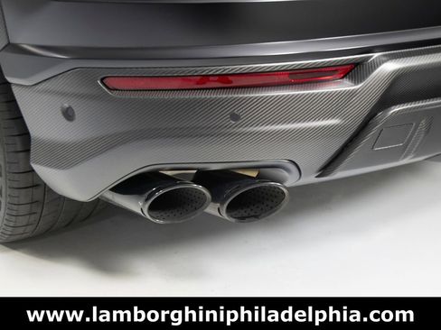 Used 2022 Lamborghini Urus AWD/4WD image 47