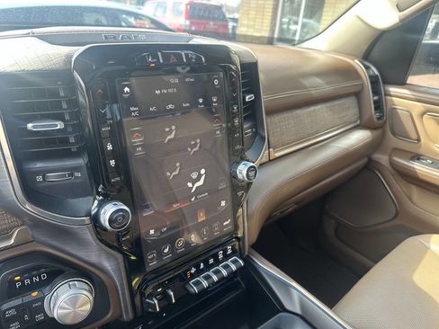 Used 2019 RAM 1500 Limited image 3