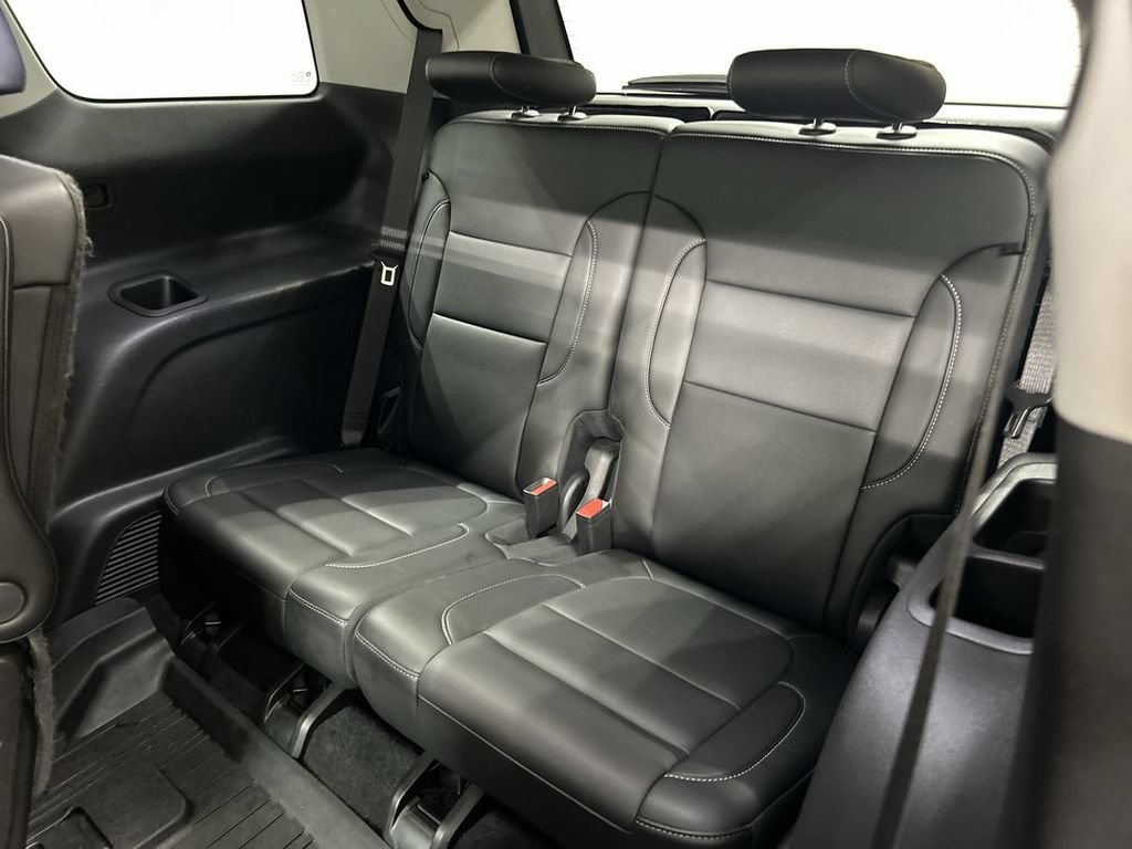 Used 2021 GMC Acadia SLT w/ LPO, Floor Liner Package AWD/4WD image 22