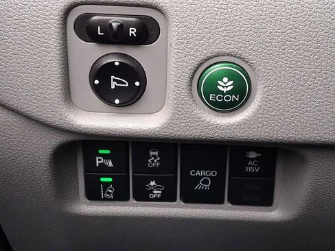 Used 2017 Honda Ridgeline RTL-E image 28