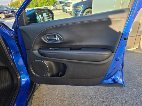 Used 2018 Honda HR-V EX-L image 17