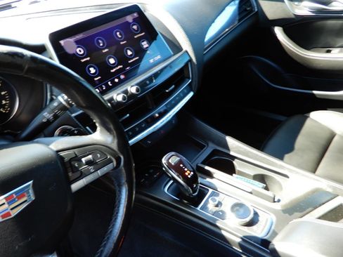 Used 2020 Cadillac CT5 Luxury w/ Cold Weather Package RWD image 14