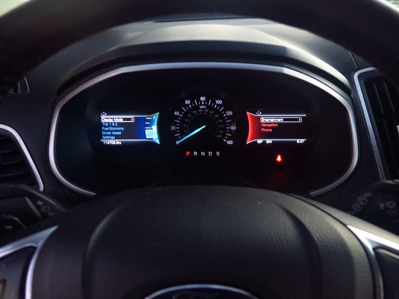 Used 2015 Ford Edge SEL w/ Equipment Group 201A AWD/4WD image 9