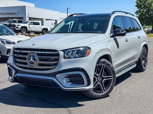 New 2026 Mercedes-Benz GLS 450 4MATIC image 1
