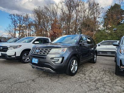 Used 2017 Ford Explorer XLT w/ Equipment Group 202A