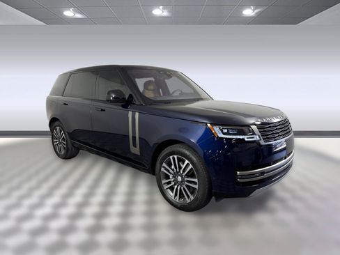 Used 2023 Land Rover Range Rover Long Wheelbase SE AWD/4WD image 7