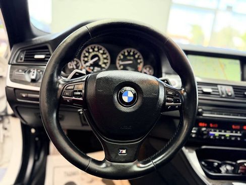 Used 2013 BMW 550i Sedan w/ Executive Pkg RWD image 8
