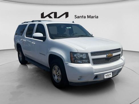 Used 2012 Chevrolet Suburban LT w/ Luxury Package AWD/4WD image 1