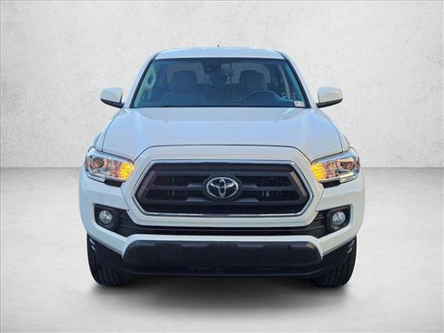 Used 2022 Toyota Tacoma SR5 image 2