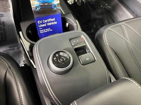 Certified 2024 Ford Mustang Mach-E Select image 21