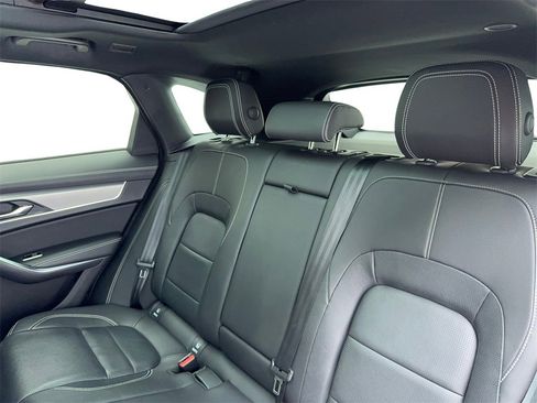 Used 2024 Jaguar F-PACE R-Dynamic S image 40