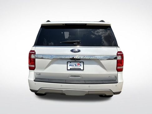 Used 2019 Ford Expedition XLT w/ Equipment Group 202A RWD image 9