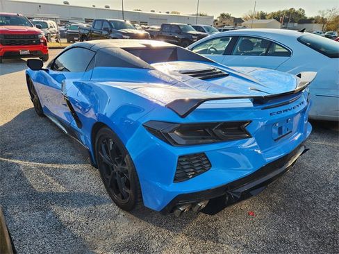 Used 2022 Chevrolet Corvette Stingray Premium Conv w/ Z51 Performance Package image 4