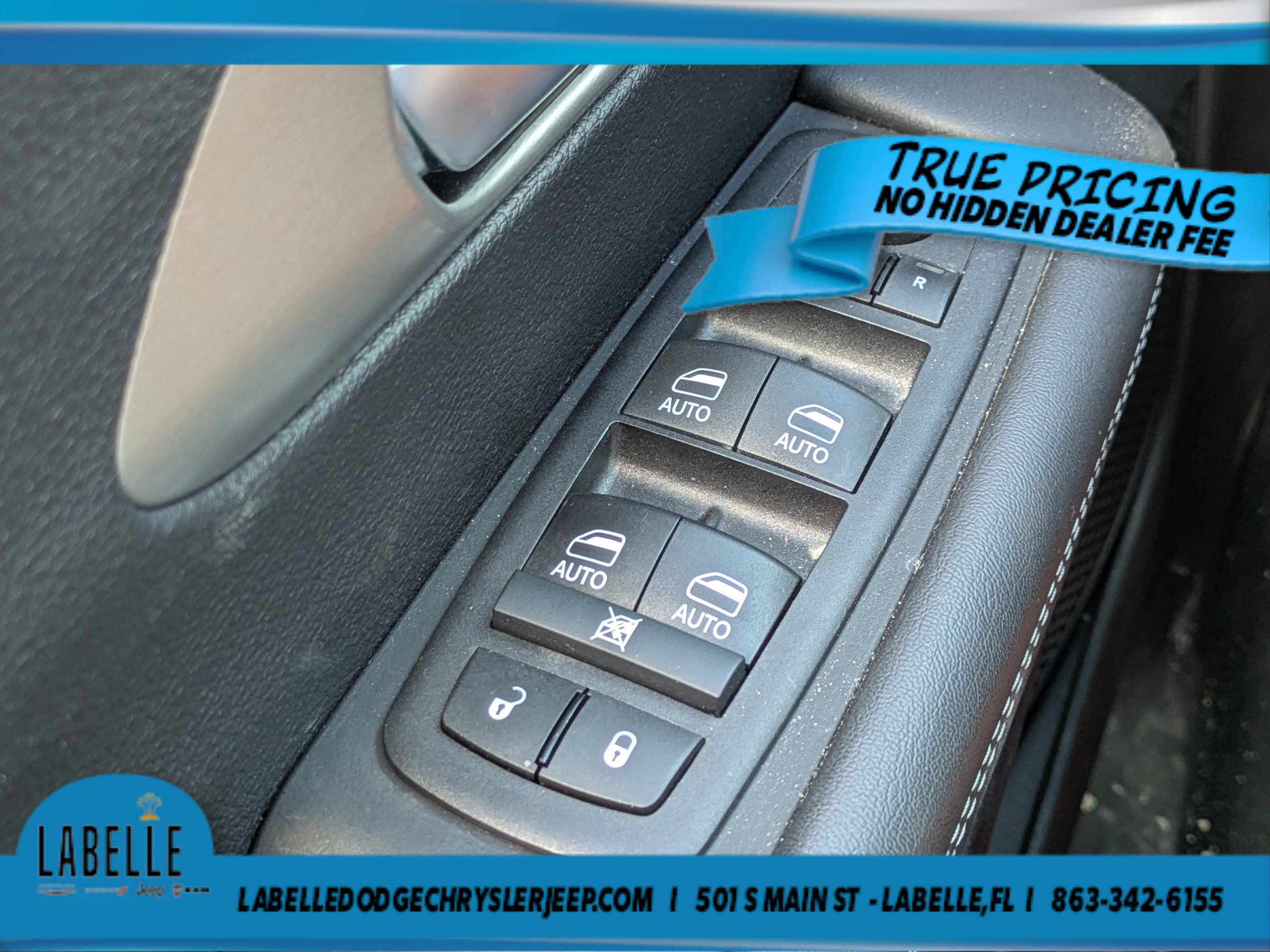 Used 2024 Chrysler Pacifica Limited w/ S Appearance Package AWD/4WD image 19